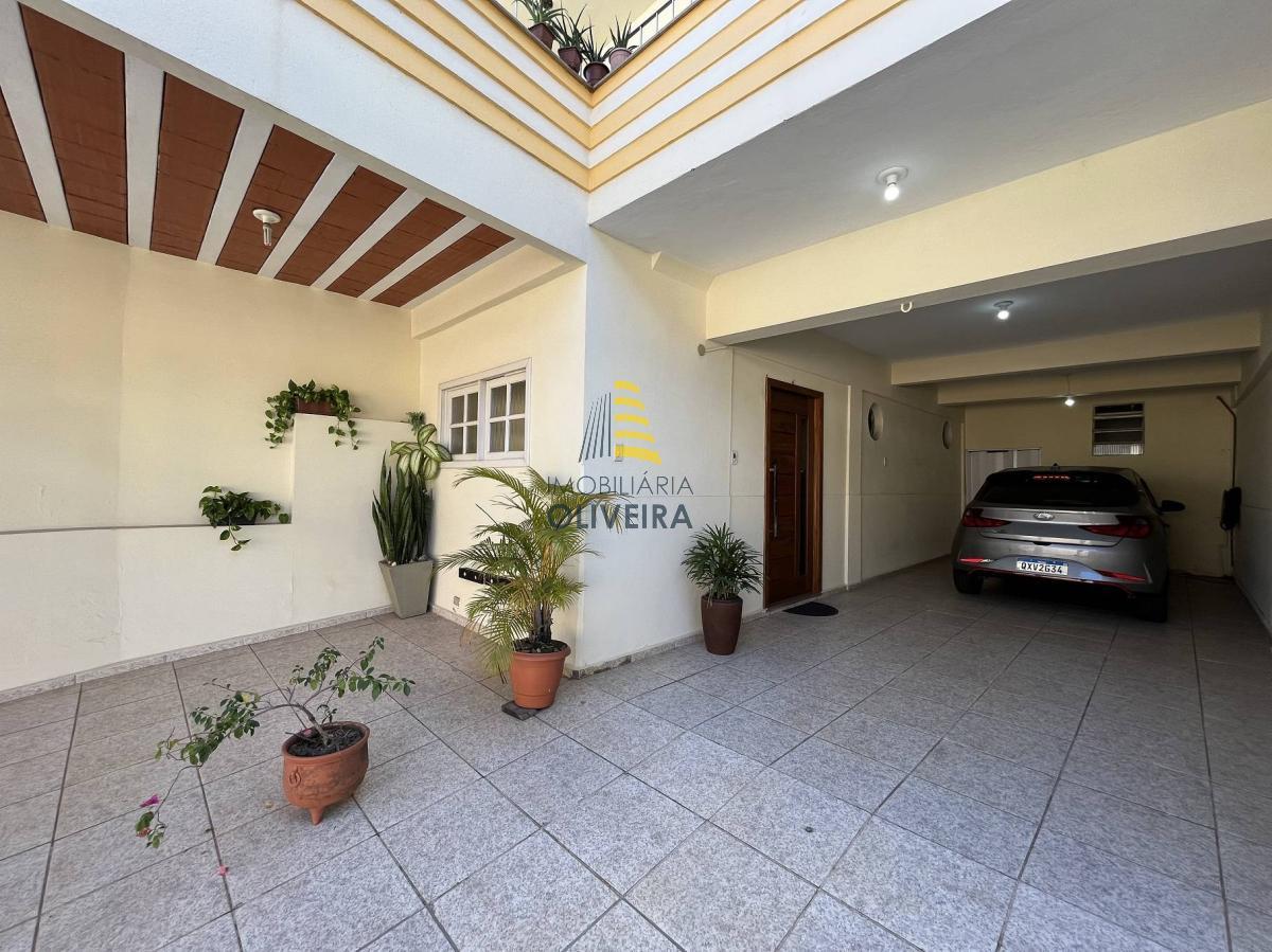 Casa - Vila Laroca - Imobiliária Oliveira