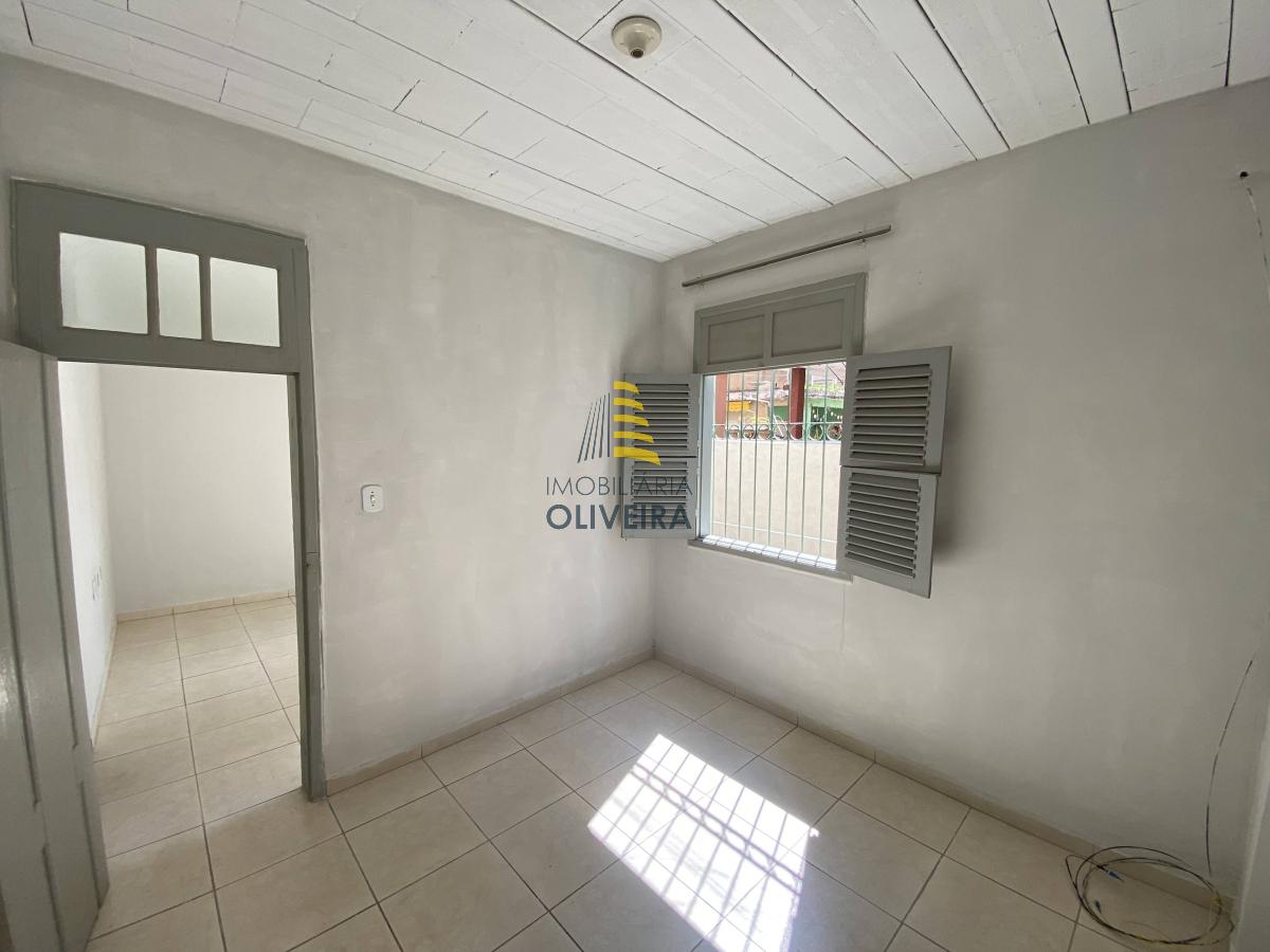 Casa - Vila Laroca - Imobiliária Oliveira