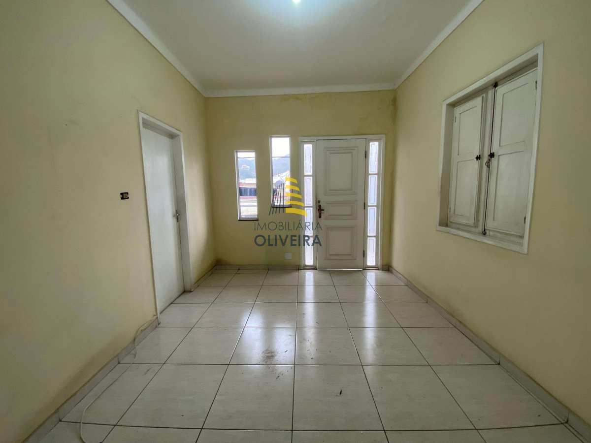 Casa - Vila Laroca - Imobiliária Oliveira