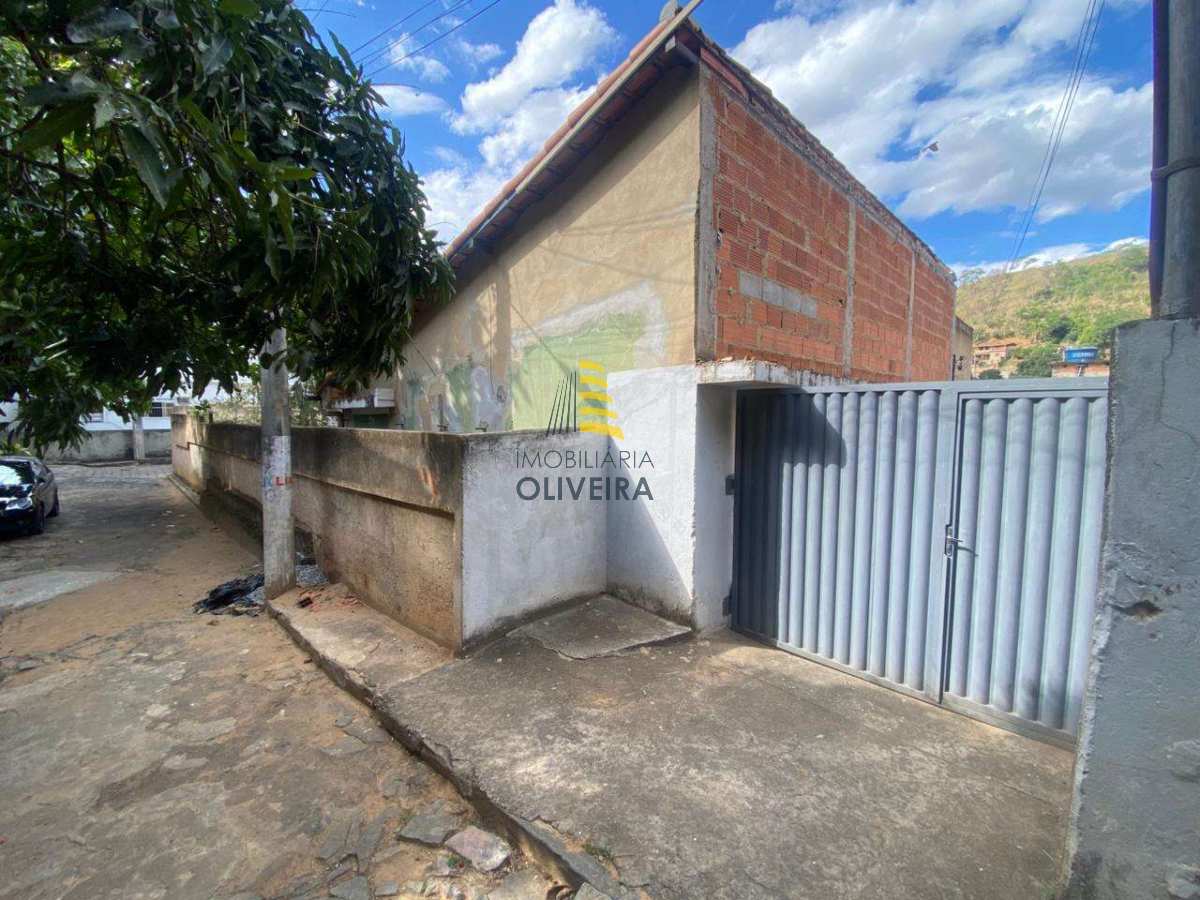 Casa - Vila Laroca - Imobiliária Oliveira