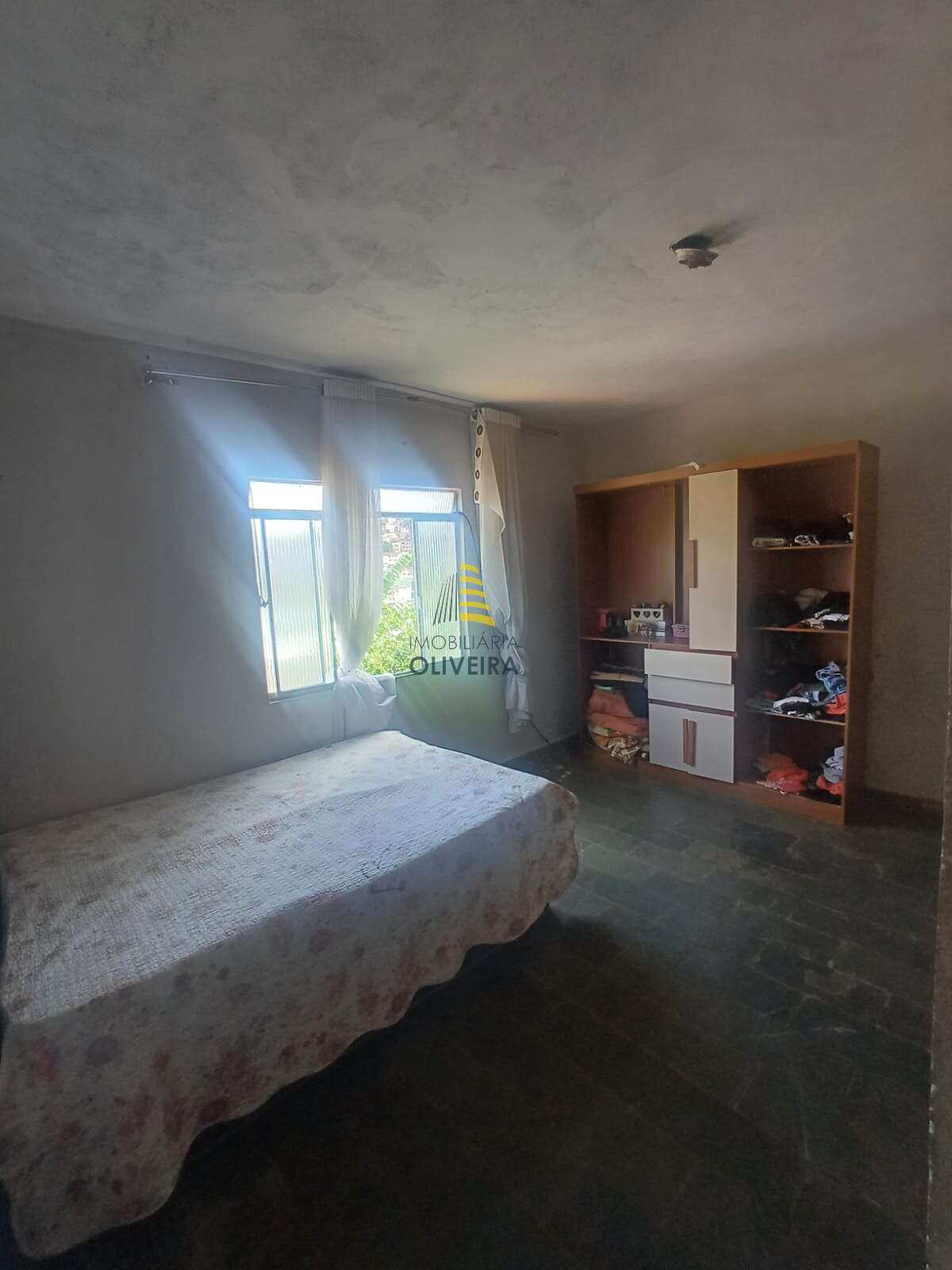 Casa - Banqueta - Imobiliária Oliveira