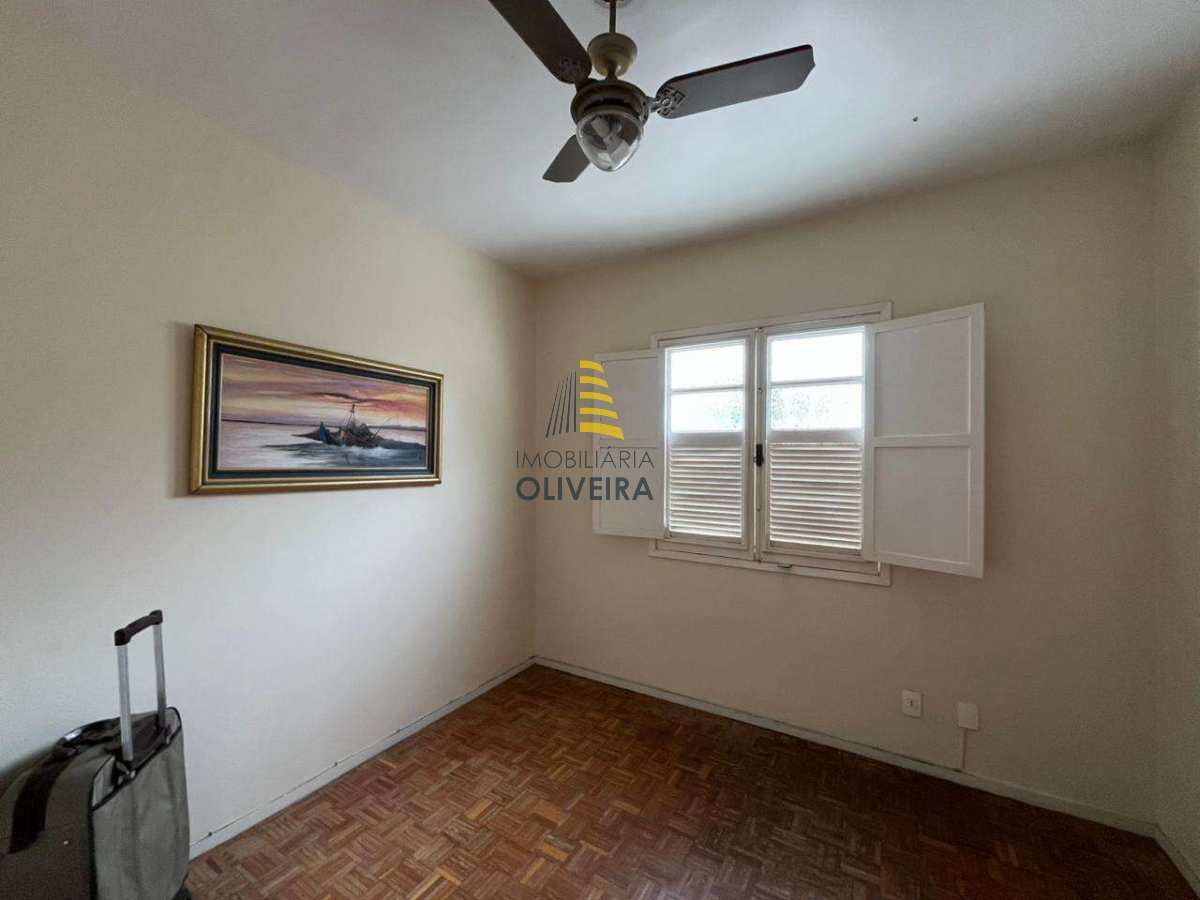 Casa - Vila Laroca - Imobiliária Oliveira