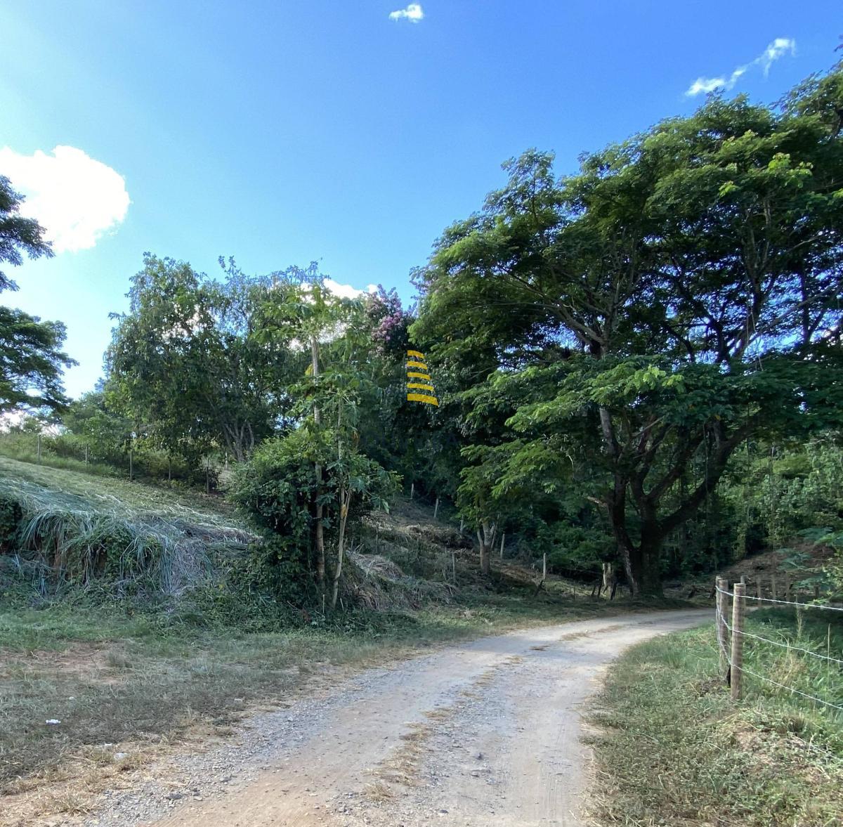 Terreno - Clube dos 200 - Imobiliária Oliveira